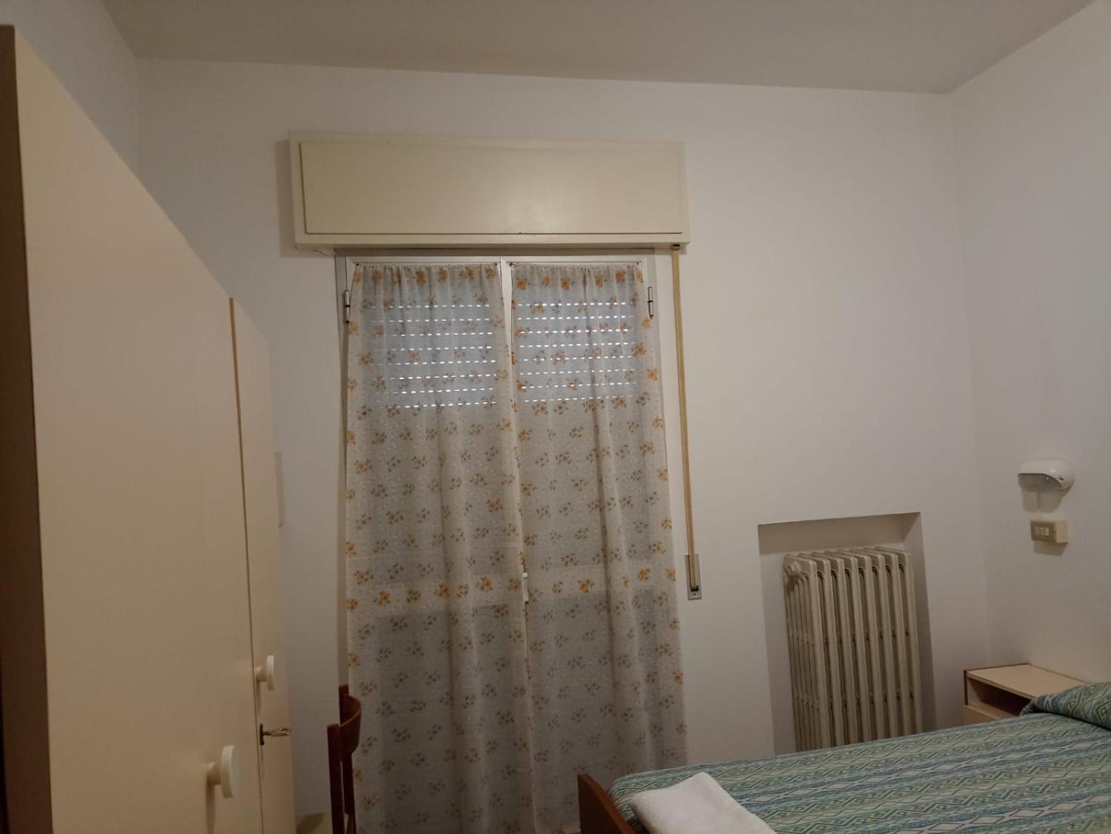 Hotel Toschi リド・ディ・クラッセ エクステリア 写真